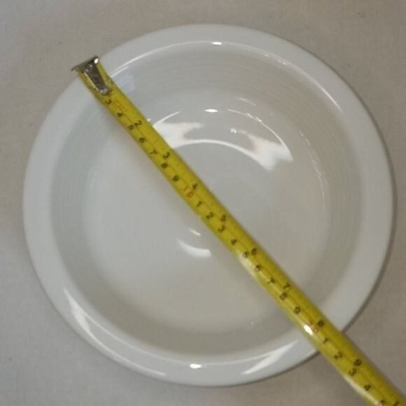 Fiestaware FIESTA Ceramic CLASSIC RIM Large Bowl Dish WHITE 40 OZ Container - Picture 3 of 7